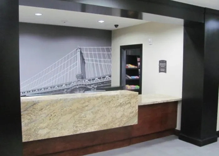 Staybridge By Ihg Hotel 3*