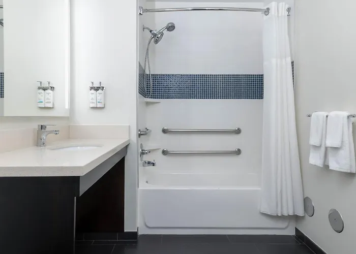 Staybridge By Ihg 3*