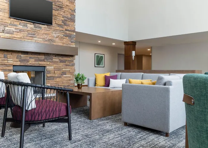 Hotel Staybridge By Ihg 3*