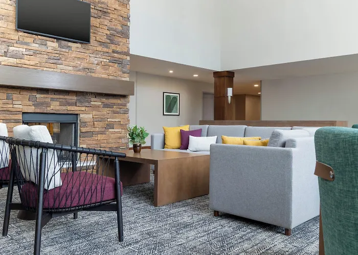 Staybridge By Ihg Hotel