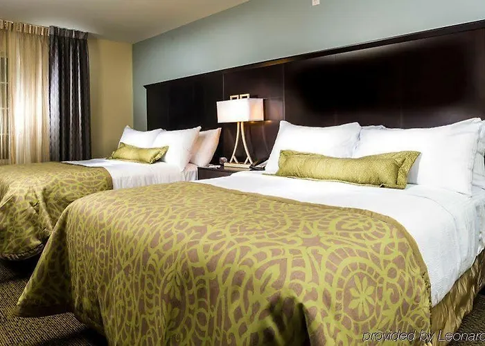 Staybridge By Ihg Hotel 3*